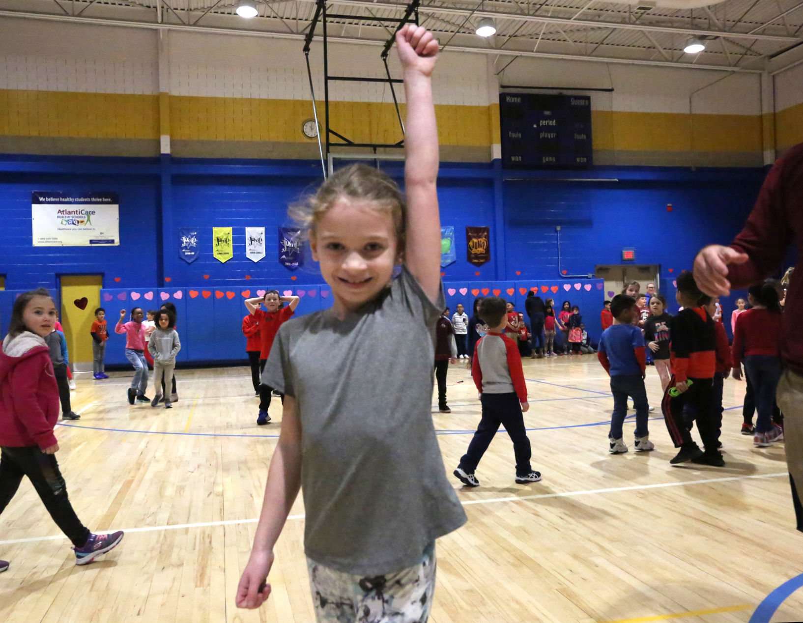 Marsh School dance and jump rope contest